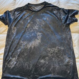 Under Armour Dry Wick Workout Shirt